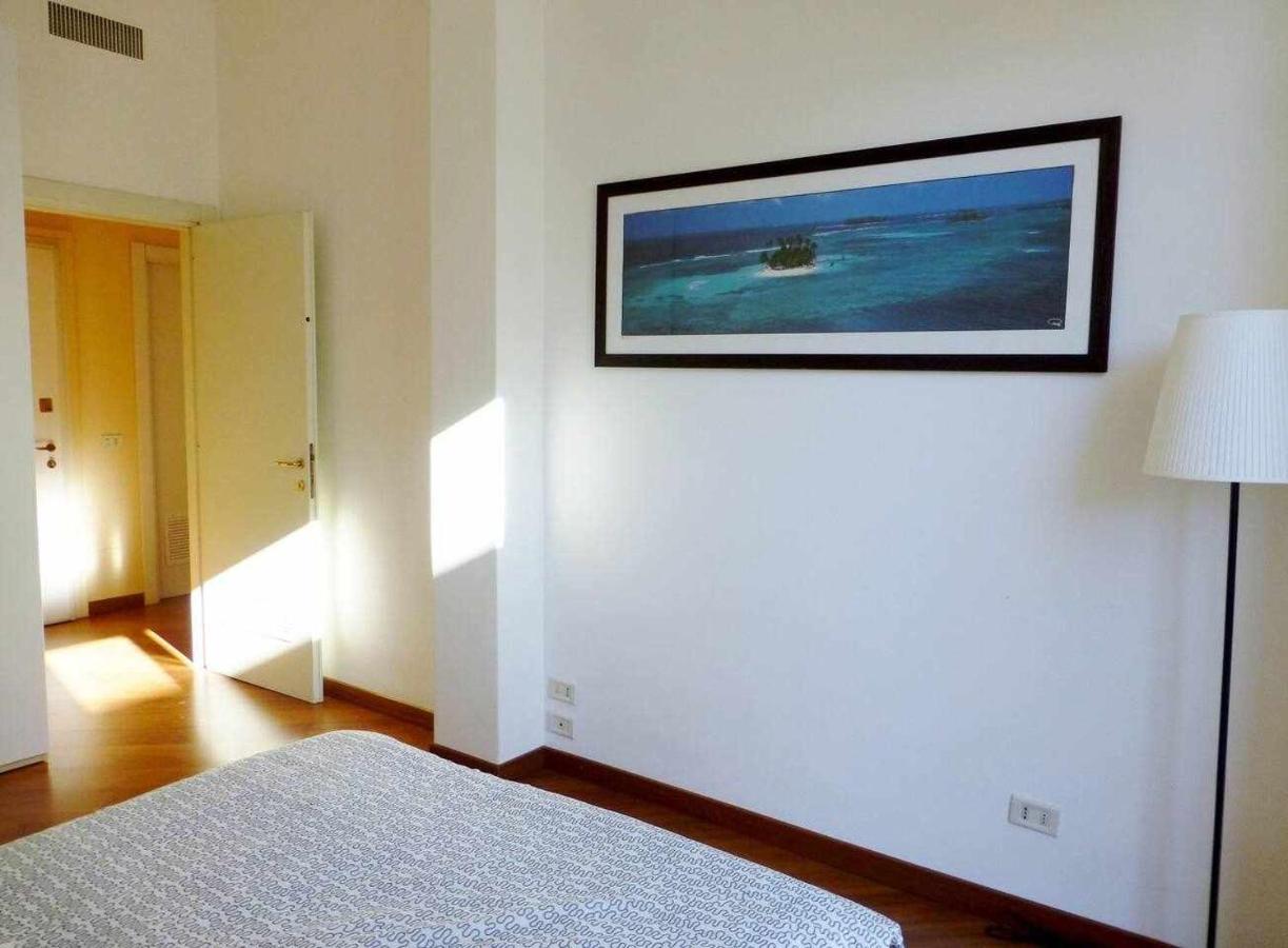 Appartement Sva18 Fully Equipped Large Flat S Ambrogio à Milan Extérieur photo